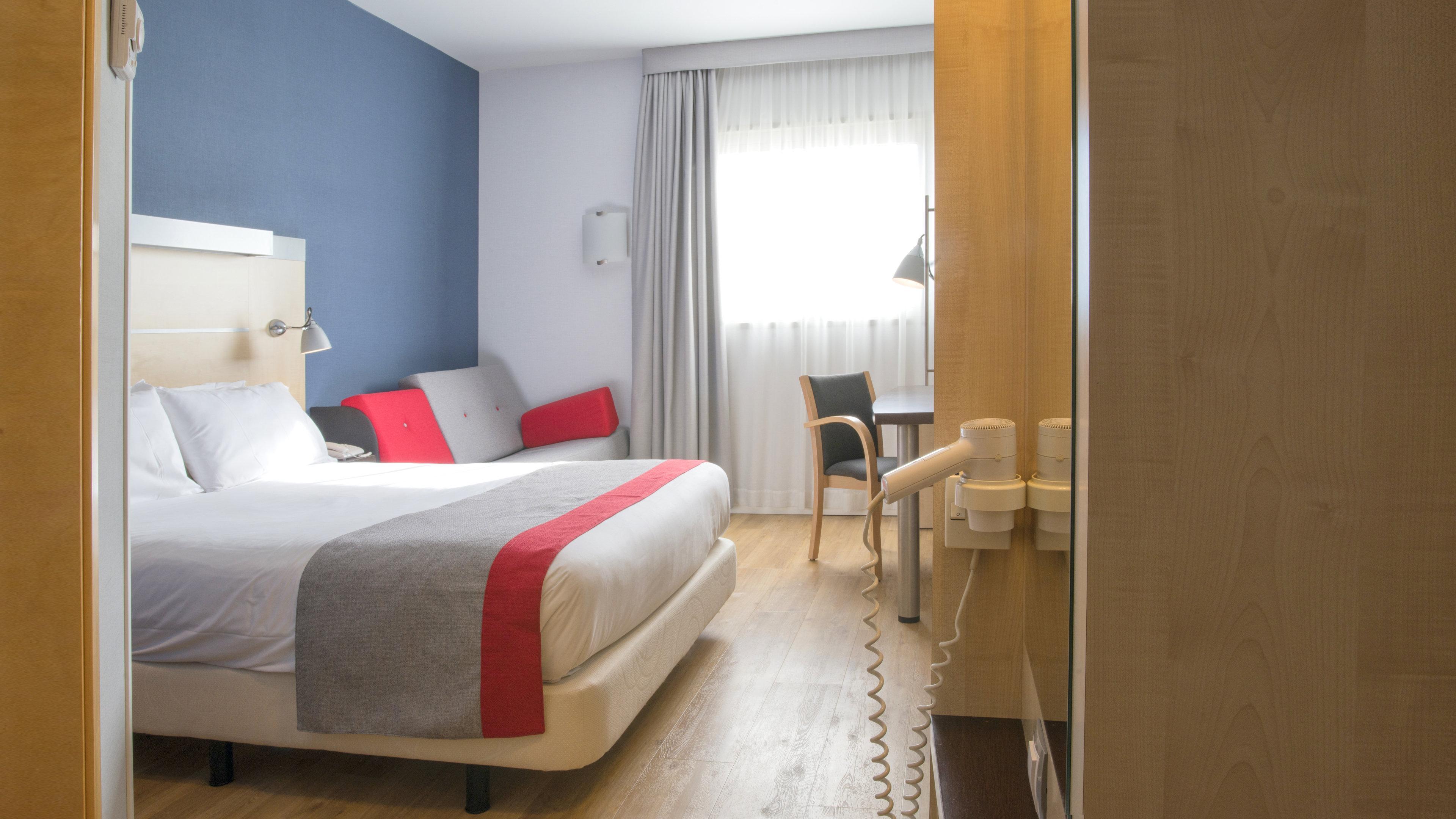 Hotel Holiday Inn Express Madrid-Rivas By Ihg Екстериор снимка