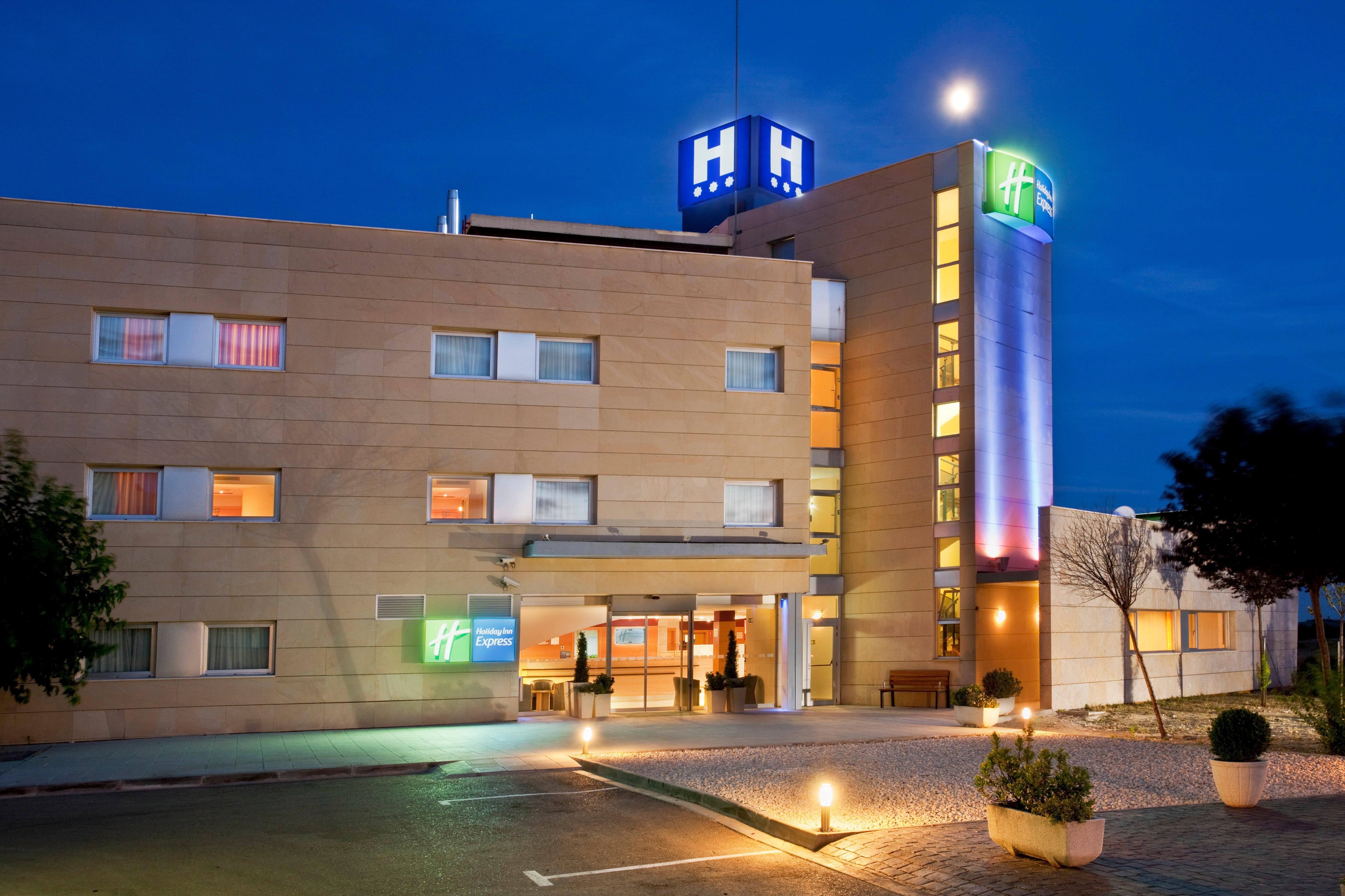 Hotel Holiday Inn Express Madrid-Rivas By Ihg Екстериор снимка