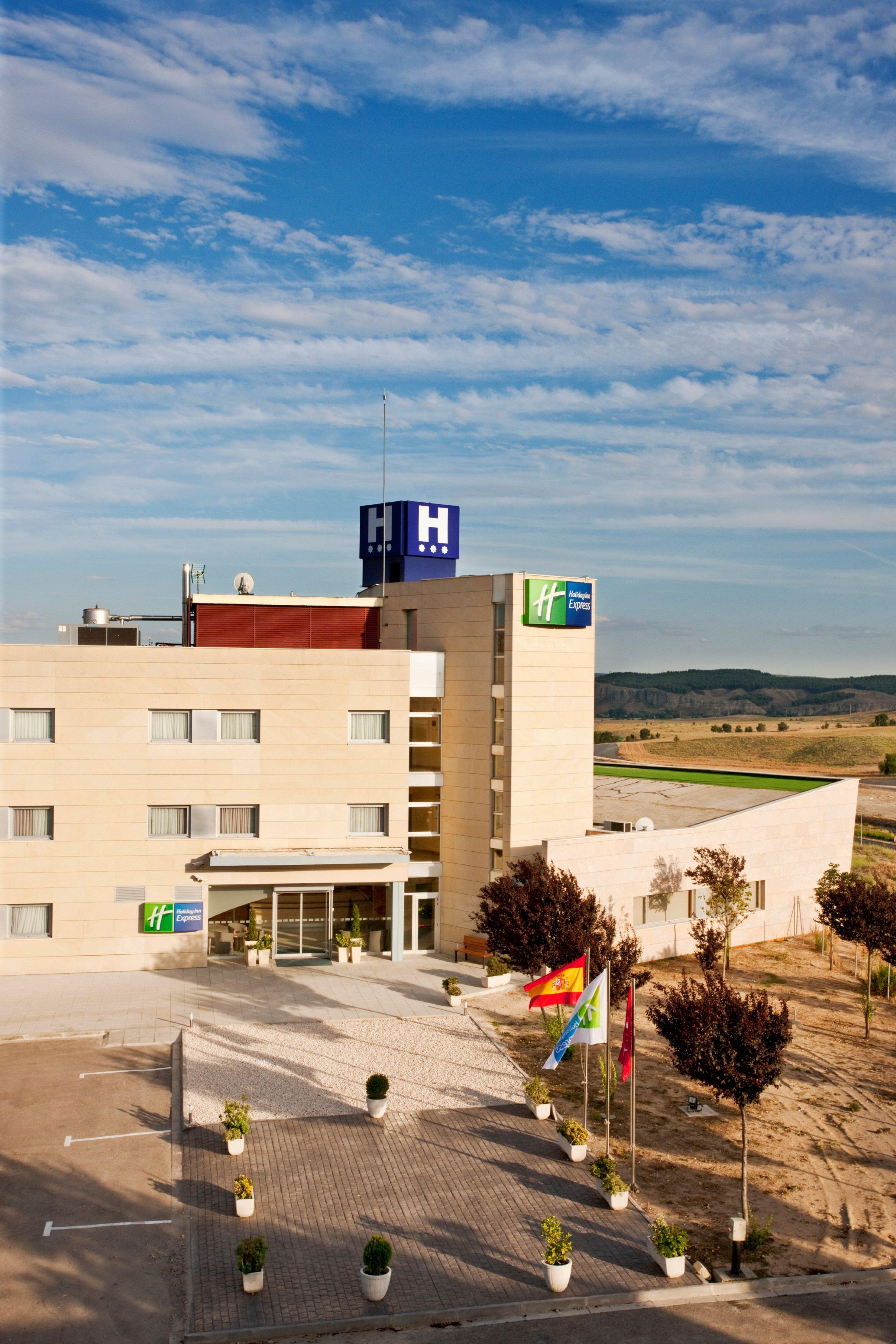Hotel Holiday Inn Express Madrid-Rivas By Ihg Екстериор снимка