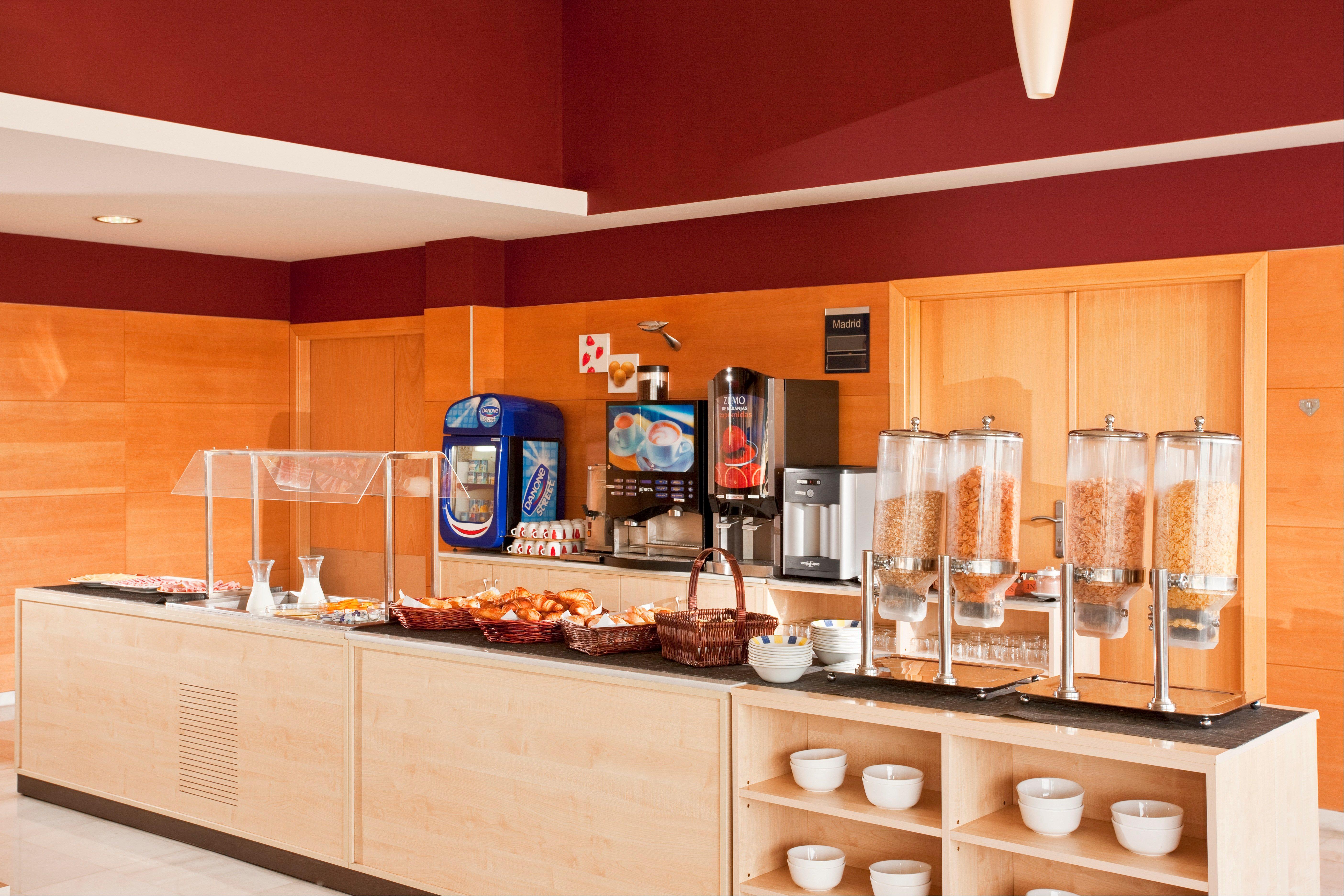 Hotel Holiday Inn Express Madrid-Rivas By Ihg Ресторант снимка
