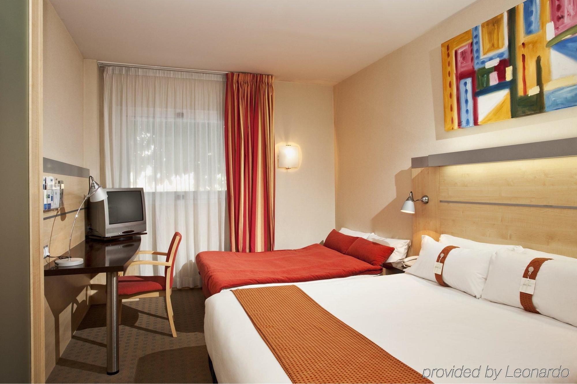 Hotel Holiday Inn Express Madrid-Rivas By Ihg Стая снимка