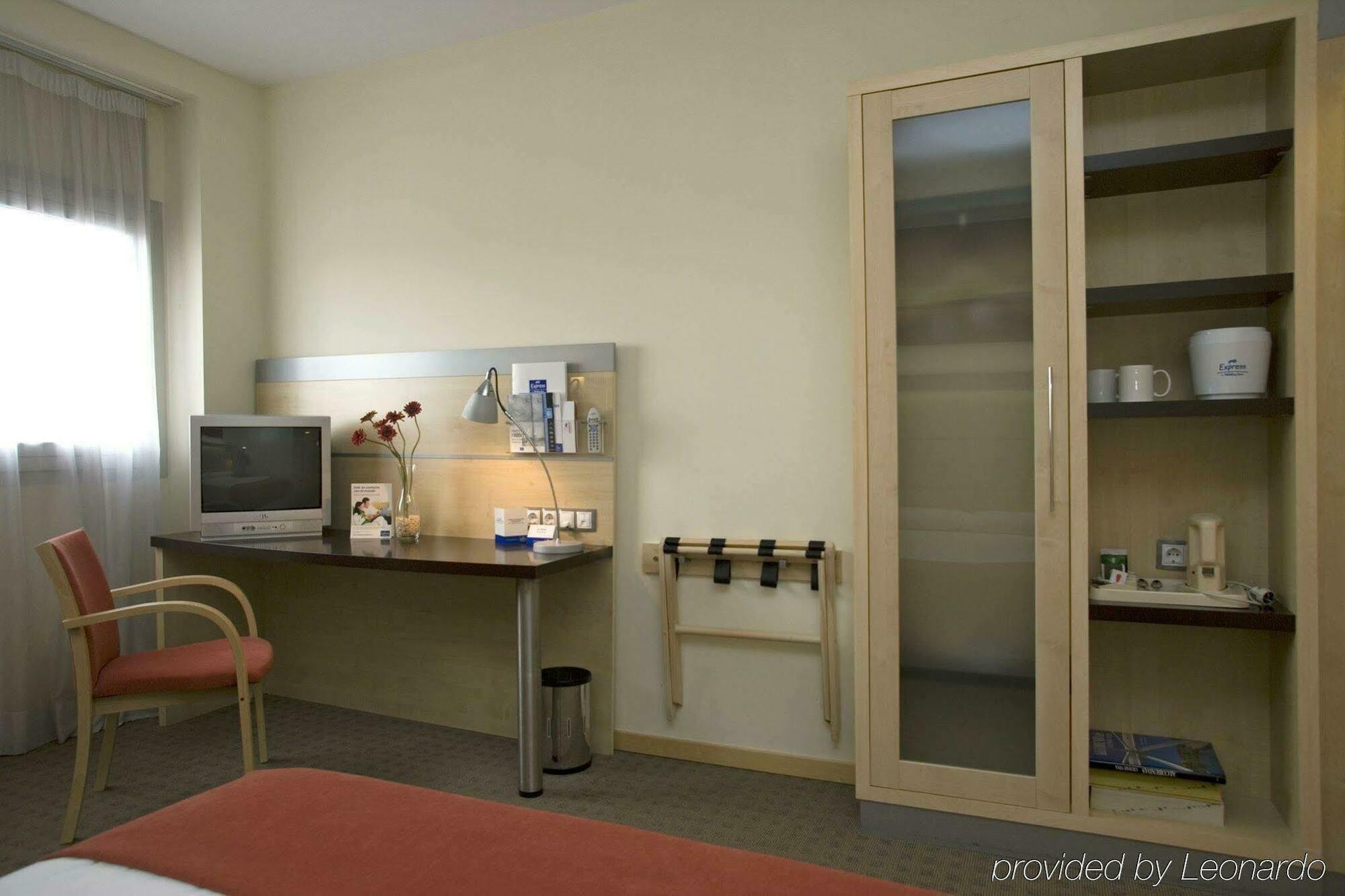 Hotel Holiday Inn Express Madrid-Rivas By Ihg Стая снимка